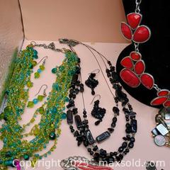 MaxSold Auction: Assorted lot of earring and necklace sets  - Waterford (New Jersey, USA) SELLER MANAGED Downsizing Online Auction - Chew Road