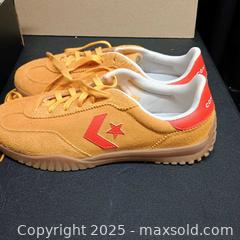MaxSold Auction: Converse Run star trainer  - Waterford (New Jersey, USA) SELLER MANAGED Downsizing Online Auction - Chew Road