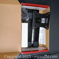 MaxSold Auction: Flat tv wall mount  - Waterford (New Jersey, USA) SELLER MANAGED Downsizing Online Auction - Chew Road