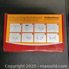 MaxSold Auction: Flat tv wall mount  - Waterford (New Jersey, USA) SELLER MANAGED Downsizing Online Auction - Chew Road