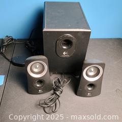 MaxSold Auction: Logitech z313 subwoofer system - Waterford (New Jersey, USA) SELLER MANAGED Downsizing Online Auction - Chew Road