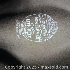 MaxSold Auction: Men&#39;s hat and scarf with hat box  - Waterford (New Jersey, USA) SELLER MANAGED Downsizing Online Auction - Chew Road