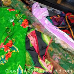 MaxSold Auction: Misc scarfs/bandanas lot (14) - Waterford (New Jersey, USA) SELLER MANAGED Downsizing Online Auction - Chew Road