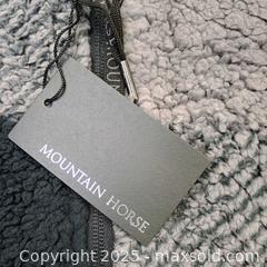 MaxSold Auction: Mountain horse Women&#39;s Large hooded jacket NEW  - Waterford (New Jersey, USA) SELLER MANAGED Downsizing Online Auction - Chew Road