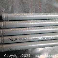 MaxSold Auction: Neutrogena eye liner lot 5 NEW  - Waterford (New Jersey, USA) SELLER MANAGED Downsizing Online Auction - Chew Road