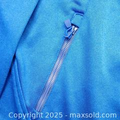 MaxSold Auction: NFL LICENSED JACKET XL New Giants  - Waterford (New Jersey, USA) SELLER MANAGED Downsizing Online Auction - Chew Road