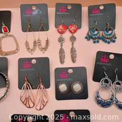 MaxSold Auction: Paparazzi Earring lot NEW (16) - Waterford (New Jersey, USA) SELLER MANAGED Downsizing Online Auction - Chew Road