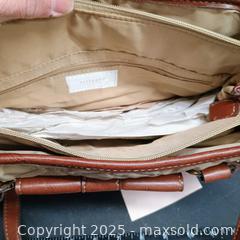 MaxSold Auction: Villager handbag - Waterford (New Jersey, USA) SELLER MANAGED Downsizing Online Auction - Chew Road