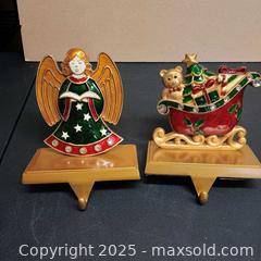 MaxSold Auction: Xmas Stocking holders  - Waterford (New Jersey, USA) SELLER MANAGED Downsizing Online Auction - Chew Road