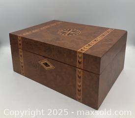 MaxSold Auction: 19th Century English Birds Eye Maple Sewing Box - Oakville (Ontario, Canada) PARTNER MANAGED Estate Sale Online Auction - Lakeshore Road West (Shipping Available)                     
