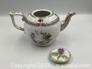 MaxSold Auction: HEREND &#34;Indian Basket&#34; Pattern Porcelain TEAPOT with Rose Lid - Oakville (Ontario, Canada) PARTNER MANAGED Estate Sale Online Auction - Lakeshore Road West (Shipping Available)                     