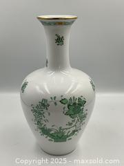 MaxSold Auction: HEREND Porcelain Vase &#34;Chinese bouquet&#34; Pattern - Oakville (Ontario, Canada) PARTNER MANAGED Estate Sale Online Auction - Lakeshore Road West (Shipping Available)                     
