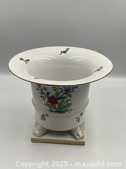 MaxSold Auction: Herend Porcelain Vase &#34;Queen Victoria&#34; Pattern - Oakville (Ontario, Canada) PARTNER MANAGED Estate Sale Online Auction - Lakeshore Road West (Shipping Available)                     