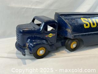 MaxSold Auction: Large Vintage Sunoco Oil Tanker Truck - Oakville (Ontario, Canada) PARTNER MANAGED Estate Sale Online Auction - Lakeshore Road West (Shipping Available)                     