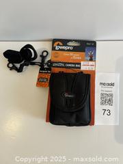 MaxSold Auction: Camera Bag - Ottawa (Ontario, Canada) SELLER MANAGED Downsizing Online Auction - Landover Crescent