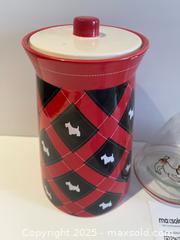 MaxSold Auction: Dog Décor Household Lot - Ottawa (Ontario, Canada) SELLER MANAGED Downsizing Online Auction - Landover Crescent