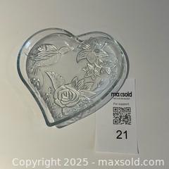 MaxSold Auction: Glass Candy Dish - Ottawa (Ontario, Canada) SELLER MANAGED Downsizing Online Auction - Landover Crescent
