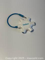 MaxSold Auction: Headphone splitter - Ottawa (Ontario, Canada) SELLER MANAGED Downsizing Online Auction - Landover Crescent