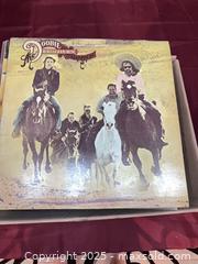 MaxSold Auction: Record lot 2 - New Tecumseth (Ontario, Canada) SELLER MANAGED Downsizing Online Auction - Maple Avenue West