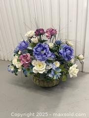 MaxSold Auction: Ceramic Vase with Fake Flower Arrangement - Markham (Ontario, Canada) SELLER MANAGED Downsizing Online Auction - Alden Road (STORAGE)