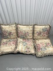 MaxSold Auction: Lot of 6 Floral Cushions - Markham (Ontario, Canada) SELLER MANAGED Downsizing Online Auction - Alden Road (STORAGE)