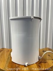 MaxSold Auction: Misc Machines for Home (Black&Decker Coffee Maker, Honeywell Humidifier) - Markham (Ontario, Canada) SELLER MANAGED Downsizing Online Auction - Alden Road (STORAGE)