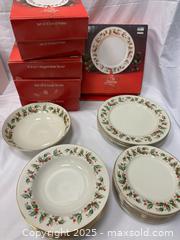 MaxSold Auction: 1986 Macy’s “All the Trimmings” Christmas Dinnerwares - Millbrae (California, USA) SELLER MANAGED Estate Sale Online Auction - El Camino Real
