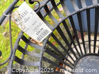 MaxSold Auction: Umbrella Stand - Surrey (British Columbia, Canada) SELLER MANAGED Estate Sale Online Auction -  106 Avenue