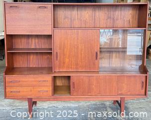 MaxSold Auction: MCM Solid Teak Highboard Wall Unit  - Toronto (Ontario, Canada) PARTNER MANAGED Reseller Online Auction -  Queen Street West