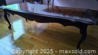 MaxSold Auction: Coffee Table - Oakville (Ontario, Canada) SELLER MANAGED Downsizing Online Auction - Pen Street