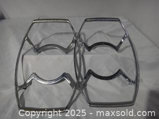 MaxSold Auction: 2 CORNING WARE TRIVETS P-11-M-1 - Ajax (Ontario, Canada) SELLER MANAGED Downsizing Online Auction - Noake Crescent