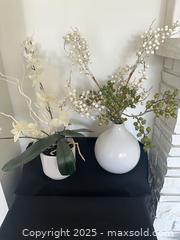 MaxSold Auction: Floral Decor.      A  - London (Ontario, Canada) PARTNER MANAGED Downsizing Online Auction - Bloomfield Drive