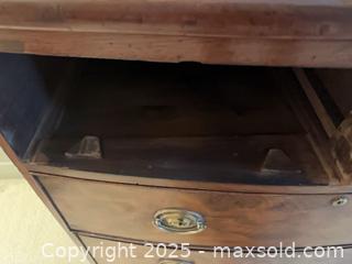 MaxSold Auction:  Mahogany Bow Front Chest with French Feet, circa 1790    C  - London (Ontario, Canada) PARTNER MANAGED Downsizing Online Auction - Bloomfield Drive