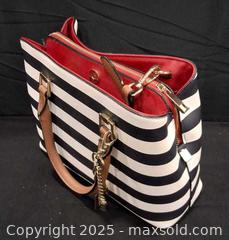 MaxSold Auction: Aldo Purses - Frederick (Maryland, USA) PARTNER MANAGED Reseller Online Auction -  English Muffin Way