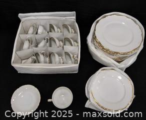 MaxSold Auction: Edelstein White &#38; Gold China Set - Frederick (Maryland, USA) PARTNER MANAGED Reseller Online Auction -  English Muffin Way