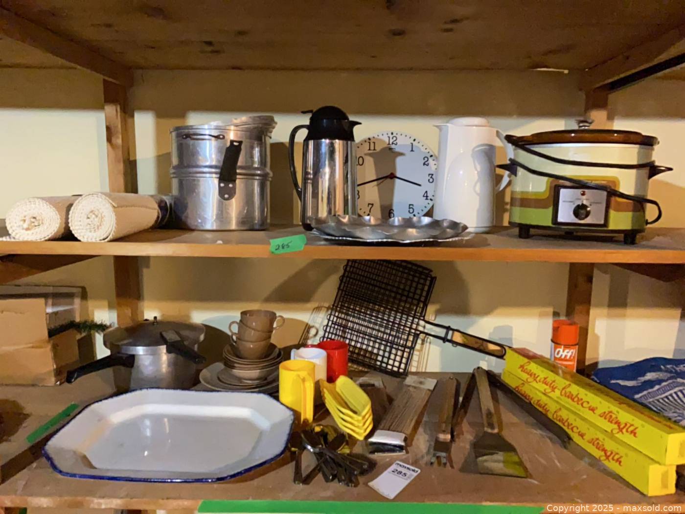 Assorted Kitchenware Lot: Cookware, Appliances, Serveware, Utensils ...