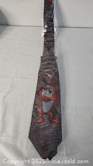 MaxSold Auction: Vintage Looney Tunes Tazmanian Devil Tie - Riverview (Florida, USA) SELLER MANAGED Downsizing Online Auction -  Holly Heath Drive