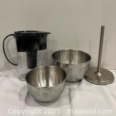 MaxSold Auction: Kitchen Accessories Lot  - Vaughan (Ontario, Canada) SELLER MANAGED Downsizing Online Auction - Abell Avenue