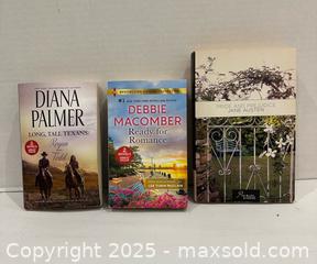 MaxSold Auction: Romance Novels Lot - Vaughan (Ontario, Canada) SELLER MANAGED Downsizing Online Auction - Abell Avenue