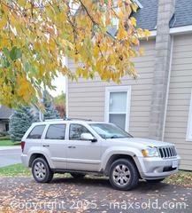 MaxSold Auction: 2010 Jeep Grand Cherokee A VIN: 1J4PR5GK0AC144439 - Ottawa (Ontario, Canada) PARTNER MANAGED Moving Online Auction - Manotick Main Street