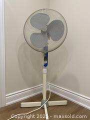 MaxSold Auction: Electric fan - Mississauga (Ontario, Canada) SELLER MANAGED Moving Online Auction - Nahani Way
