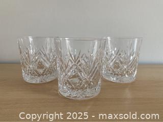 MaxSold Auction: Whiskey glasses (3 pieces) - Mississauga (Ontario, Canada) SELLER MANAGED Moving Online Auction - Nahani Way