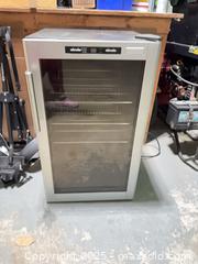 MaxSold Auction: Cuisinart Freestanding Wine/Beverage Cooler 043-1896-0 : not cooling to temperature  - Carleton Place  (Ontario, Canada) SELLER MANAGED Downsizing Online Auction -Goodwood Crescent
