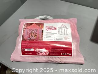MaxSold Auction: Princess Castle Pink Children&#39;s Play Tent, 55 x 53 in - Carleton Place  (Ontario, Canada) SELLER MANAGED Downsizing Online Auction -Goodwood Crescent