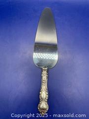 MaxSold Auction: Sterling Handled Cake/Pie Server - Ottawa (Ontario, Canada) SELLER MANAGED Reseller Online Auction -  Decarie Drive