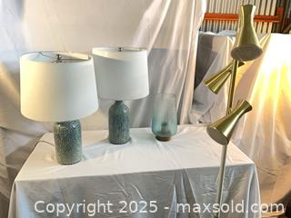 MaxSold Auction: 2 blue Ceramic Table Lamps, Blue Glass desk lamp &#38; gold Triple Floor Lamp - Toronto (Ontario, Canada) PARTNER MANAGED Commercial Liquidation Online Auction - Caledonia Road