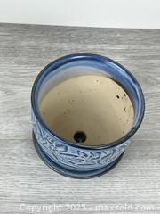 MaxSold Auction: Cute Blue Decorative Flower Pot - Whitby (Ontario, Canada) SELLER MANAGED Downsizing Online Auction - Dundas Street E (STORAGE)