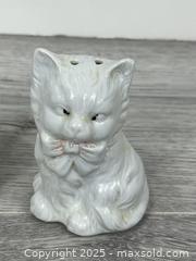 MaxSold Auction: Retro / Vintage White Ceramic Cat / Kitten Salt &#38; Pepper Shakers - Whitby (Ontario, Canada) SELLER MANAGED Downsizing Online Auction - Dundas Street E (STORAGE)