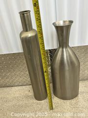 MaxSold Auction: Two Tall Decorative Floor Vases - Whitby (Ontario, Canada) SELLER MANAGED Downsizing Online Auction - Dundas Street E (STORAGE)