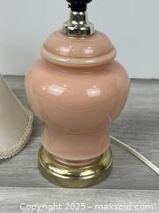 MaxSold Auction: Vintage Pastel Pink Table Lamp - Whitby (Ontario, Canada) SELLER MANAGED Downsizing Online Auction - Dundas Street E (STORAGE)